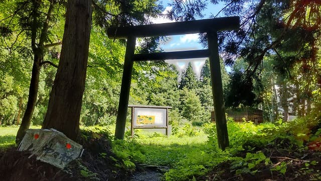 山形県尾花沢市の延沢銀山山神神社