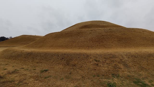 茨城県行方市の三昧塚古墳