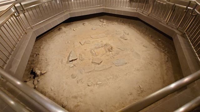 群馬県藤岡市の譲原石器時代住居跡