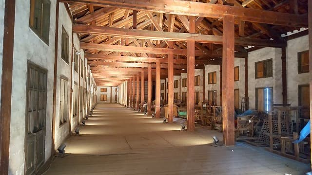 群馬県富岡市の富岡製糸場の東置繭所