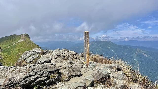 群馬県利根郡の谷川岳トマの耳