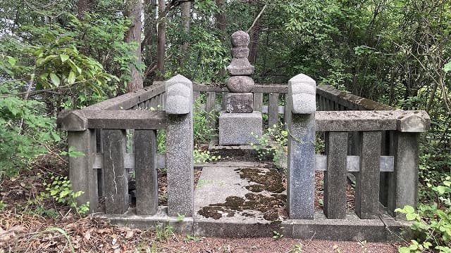埼玉県比企郡の多武峯瓦塔遺跡