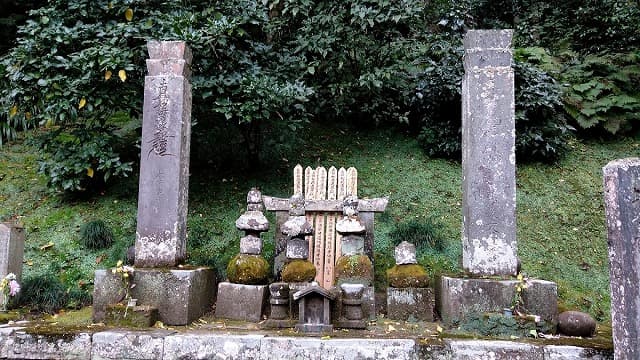 神奈川県県鎌倉市の比企能員一族之墓