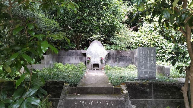 埼玉県鎌倉市の竹御所(源媄子)墓
