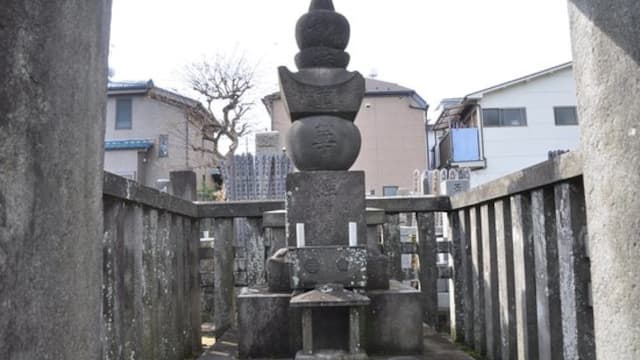 東京都目黒区の三沢初子墓