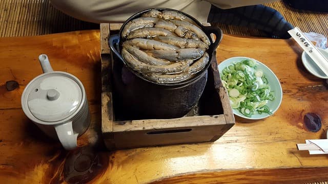 東京都の料理のどじょう汁