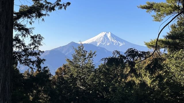 山梨県大月市の九鬼山