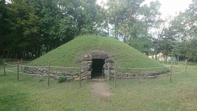 山梨県笛吹市の経塚古墳