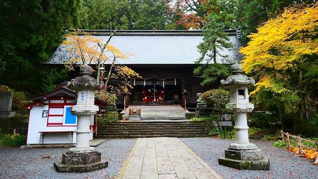 山梨県南都留郡の河口浅間神社