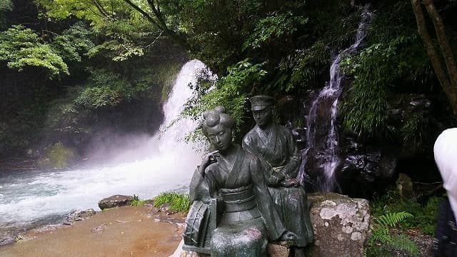 静岡県賀茂郡の河津七滝(初景滝)
