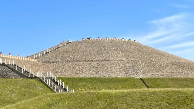 兵庫県神戸市の五色塚(千壺)古墳