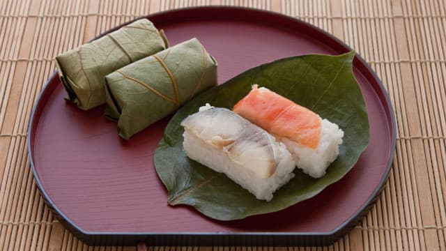 柿の葉寿司