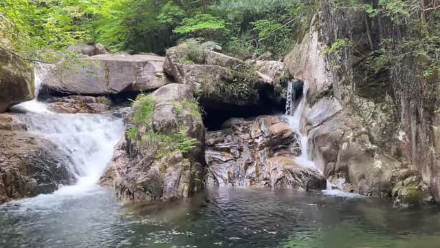 広島県広島市の石ケ谷峡