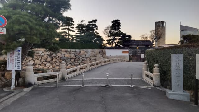 香川県高松市の玉藻公園東門（大手門）