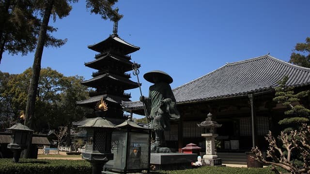 香川県三豊市の本山寺