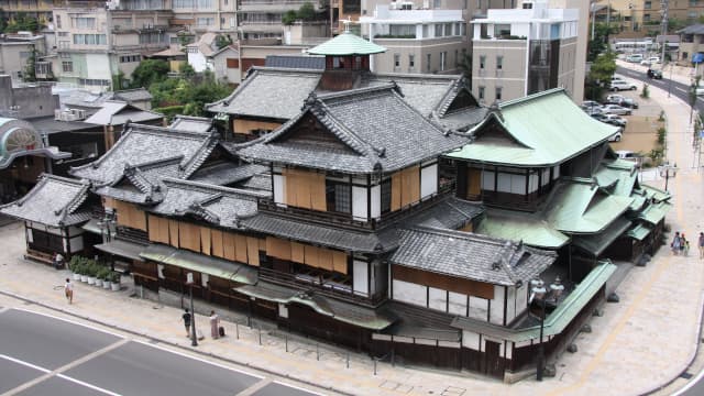 愛媛県松山市の道後温泉