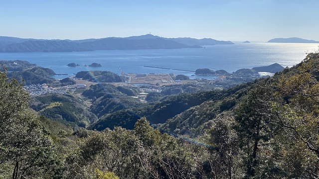 高知県宿毛市の松尾峠から宿毛市街