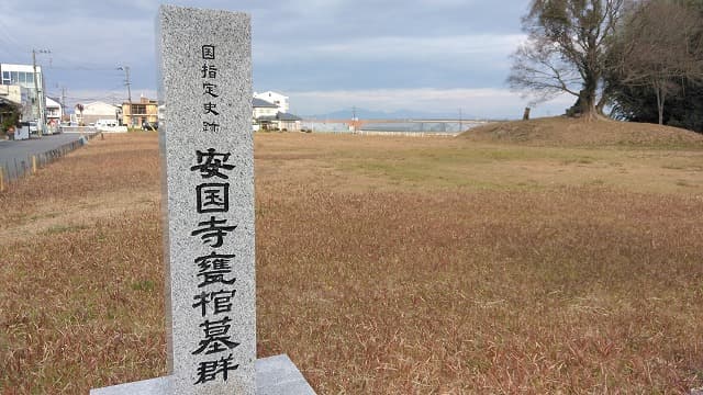 久留米市の安国寺甕棺墓群