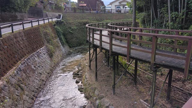 福岡県那珂川市の裂田溝