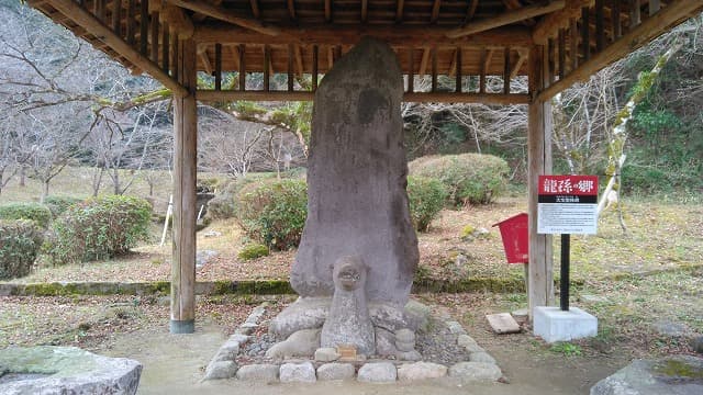 佐賀県多久市の大宝聖林碑