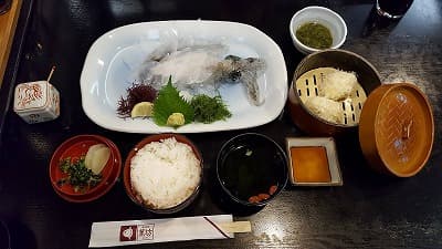 佐賀県の料理のいかの活き作り