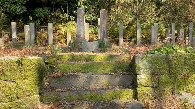 熊本県水俣市の陣内官軍墓地