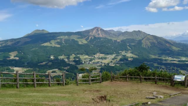 熊本県阿蘇郡の阿蘇の文化的景観（阿蘇山南西部の草原及び森林景観）