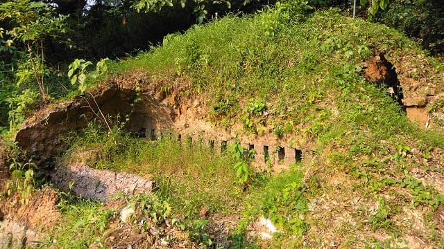 熊本県球磨郡の上村焼窯跡及び灰原