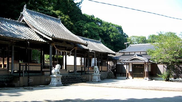 大分県杵築市の白鬚田原神社