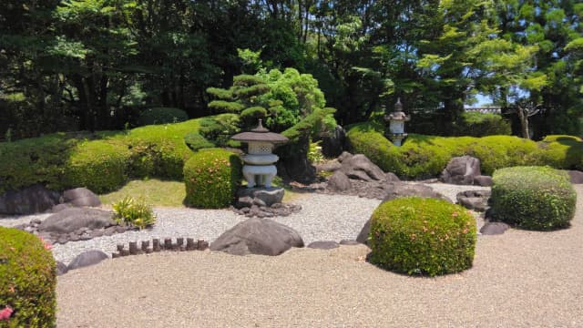 宮崎市の佐土原城跡＿鶴松館庭園