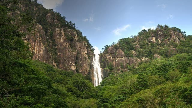 宮崎県の行縢山