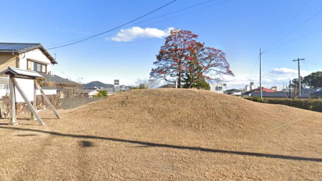 宮崎県日向市の鈴鏡塚古墳