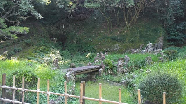 宮崎県の妙国寺庭園