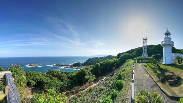 宮崎県日向市の日向岬（細島灯台）