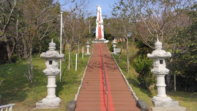 鹿屋市の鹿屋特攻基地の碑