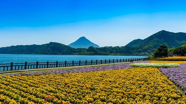 鹿児島県指宿市の開聞岳