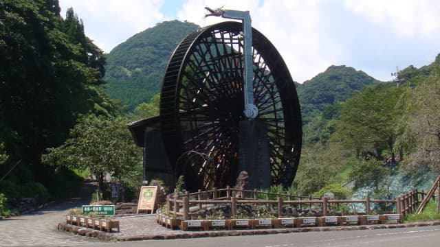 薩摩川内市の世界一郷水車