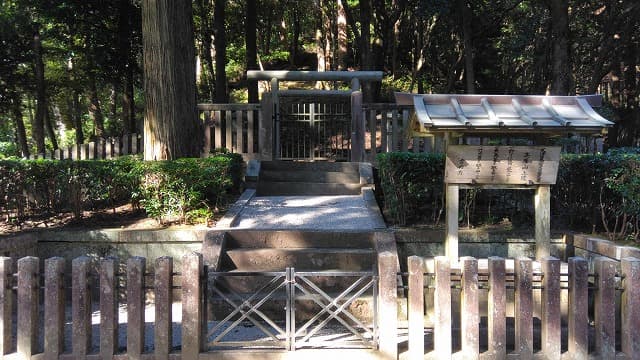 霧島市の高屋山上陵