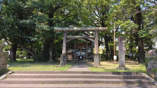 鹿児島県姶良市の加治木屋形