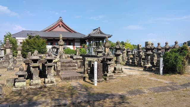 鹿児島県姶良市の越前島津家墓所